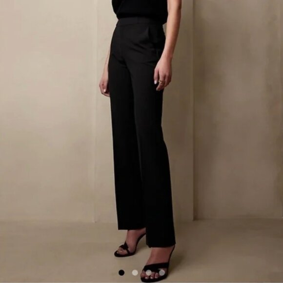 Banana Republic Logan Pant - Red - 8 - Like New - Picture 4 of 6